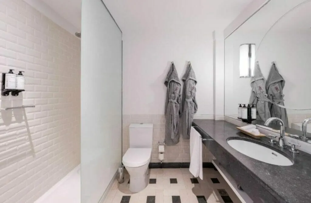 Terra Nostra Garden Hotel - Best Hotels In Portugal