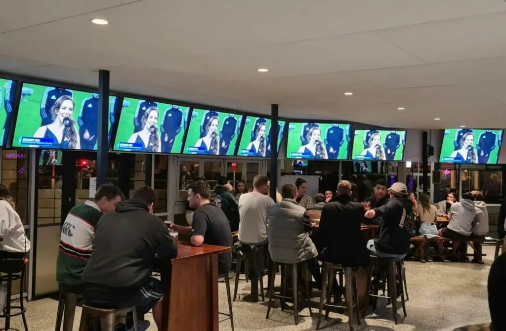 The Baaa Sports Bar & Grill - Best Dunedin Bars