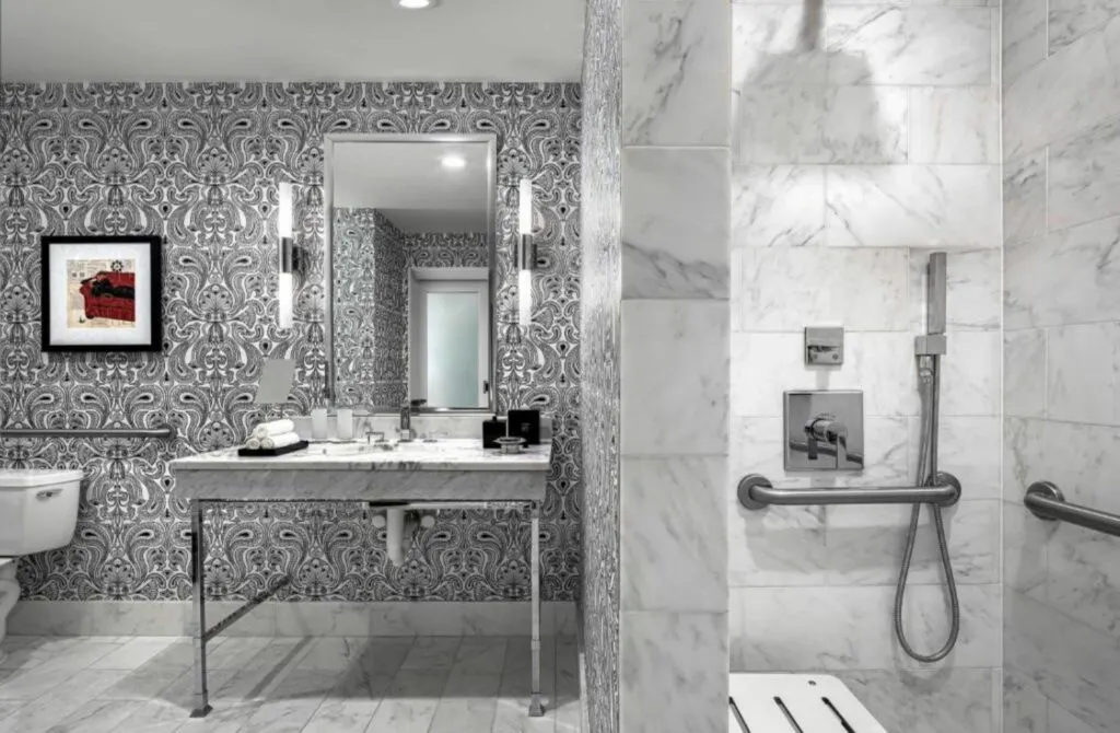 The 18 Best Hotels In Chicago: Fabulous Stays For Windy City Bliss 46 The Blackstone - Best Hotels In Chicago