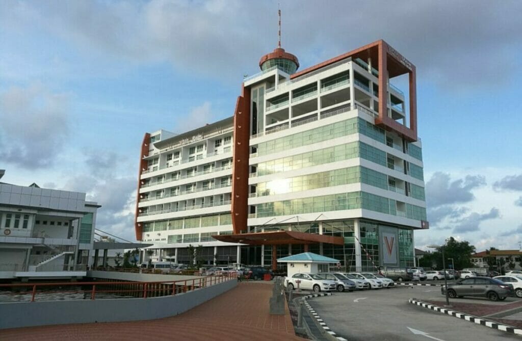 V-Plaza Hotel - Best Hotels In Brunei