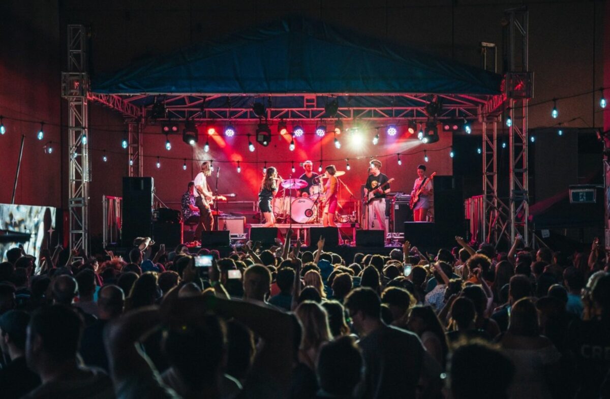 9 Best Music Festivals In Brisbane: Rockin' Down Under With Unbeatable ...