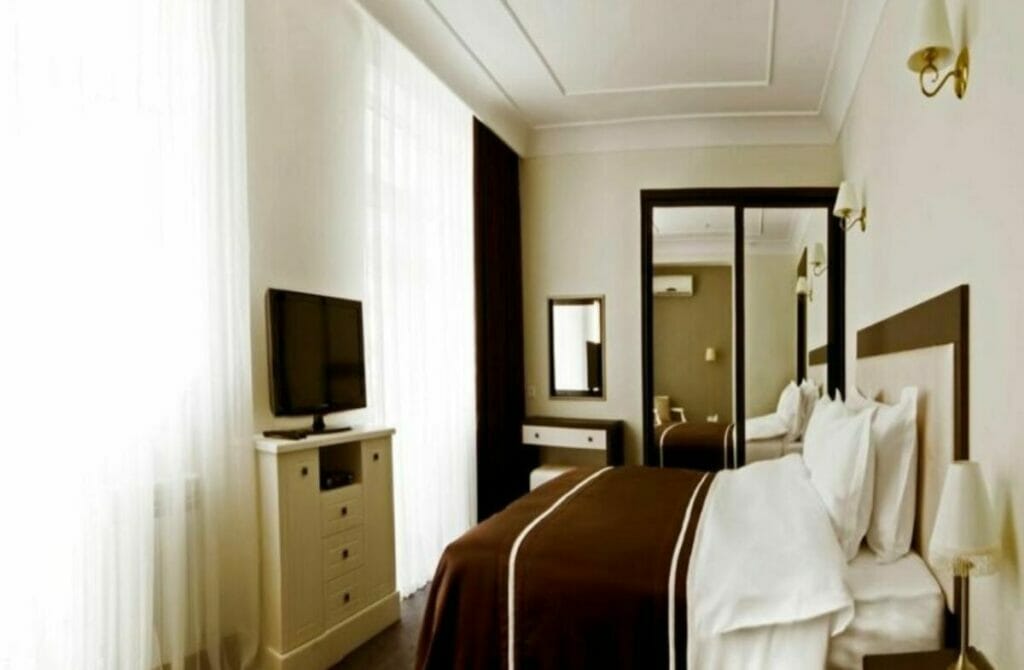 Villa Rossa Hotel - Best Hotels In Moldova