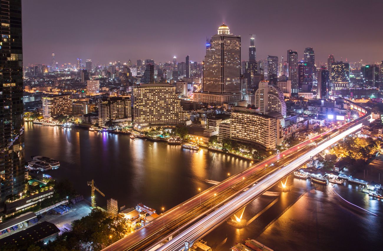 10 Extraordinary Movies Set In Toronto That Will Inspire You To Visit