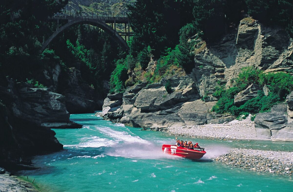 The 7 Best New Zealand Tours For Unforgettable Adventures That Are ...