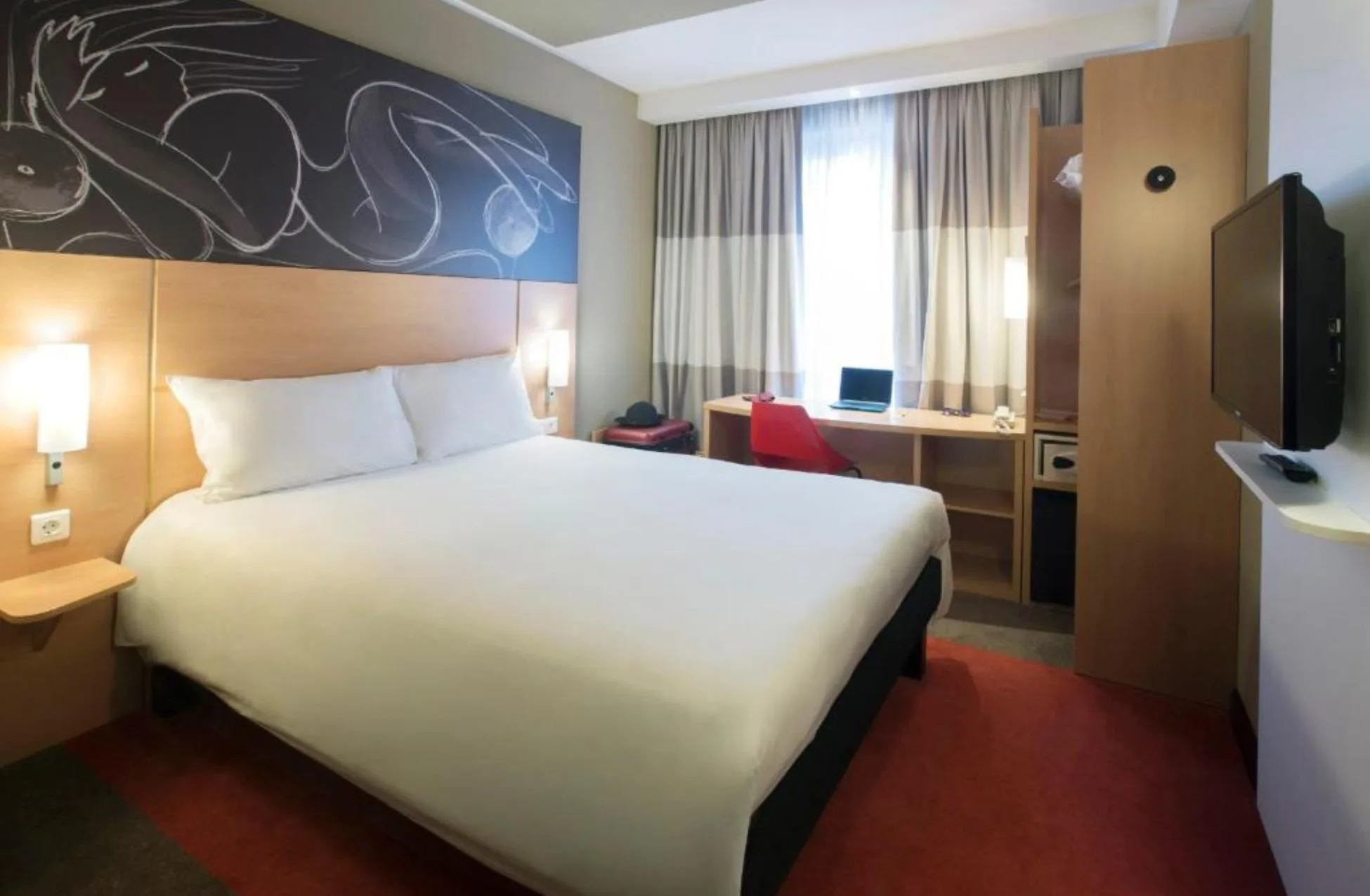 ibis Yerevan Center Hotel - Best Hotels In Yerevan